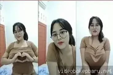 Cewek Cakep Tetek Gede Pamer Barang Super Menggoda Di Live Lumer WOT